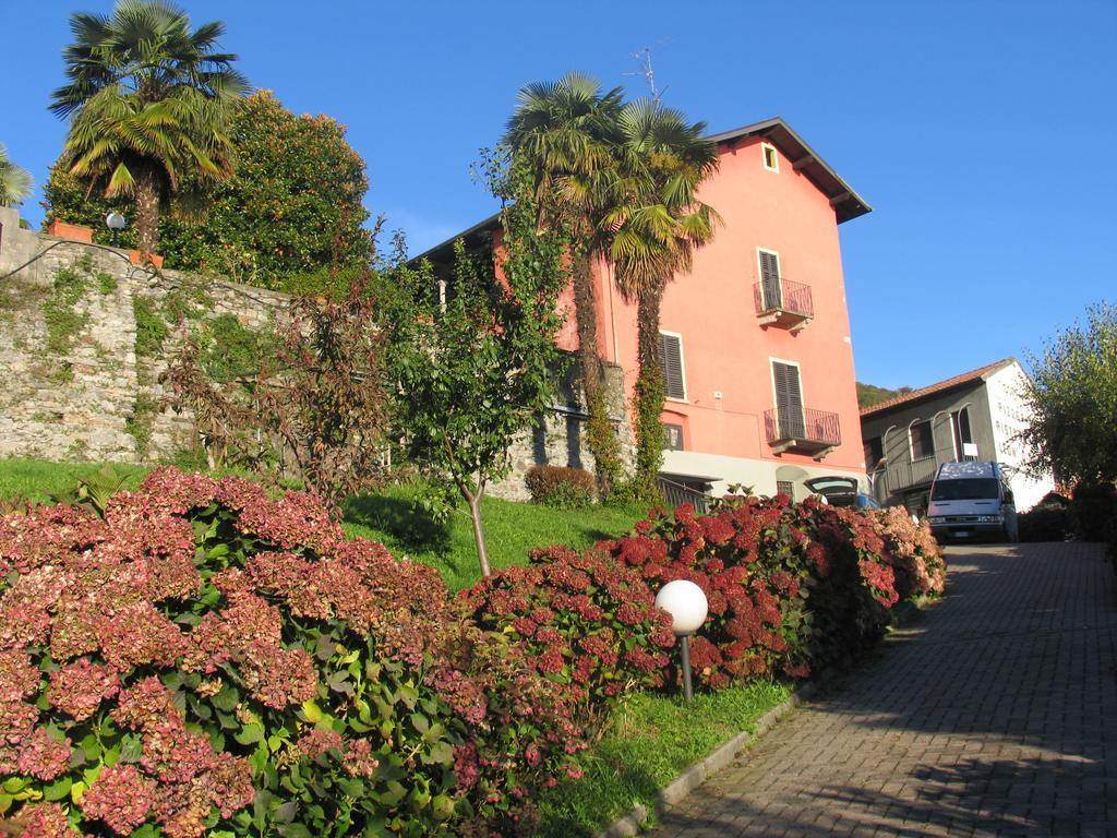 Hostal Casamariuccia Massino Visconti Exterior foto